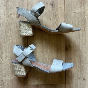 [UNWORN] Toms Suede Espadrille Block Heel Sandal